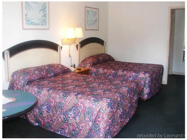 Scottish Inn And Suites Perry Buitenkant foto