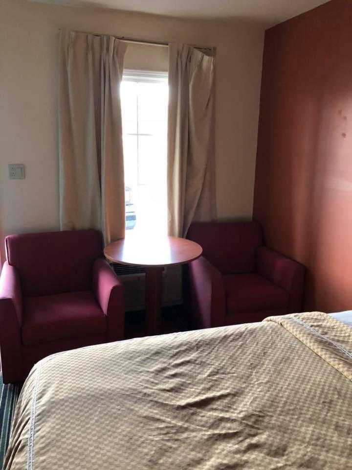 Scottish Inn And Suites Perry Buitenkant foto