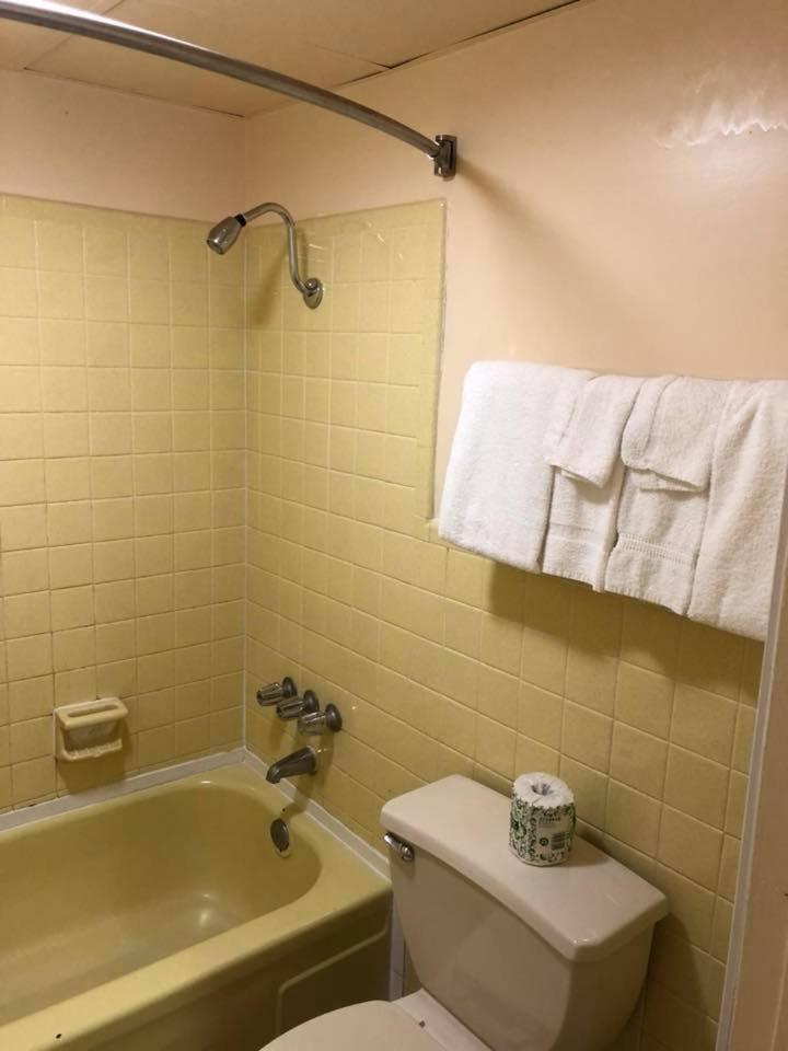 Scottish Inn And Suites Perry Buitenkant foto